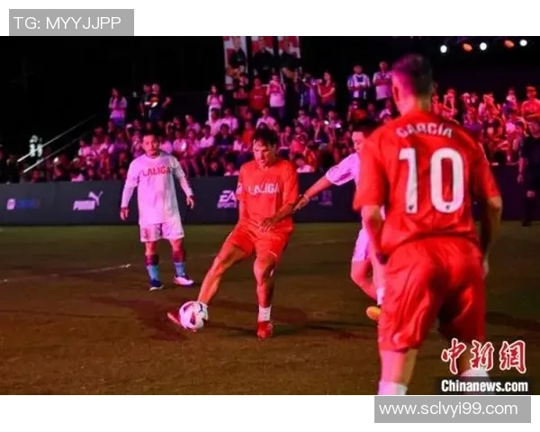 足球球星挂画直播分享与互动展示让你感受赛场风采与明星魅力